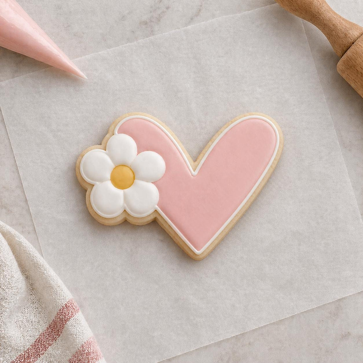 Heart with Daisy Outline Cookie Cutter