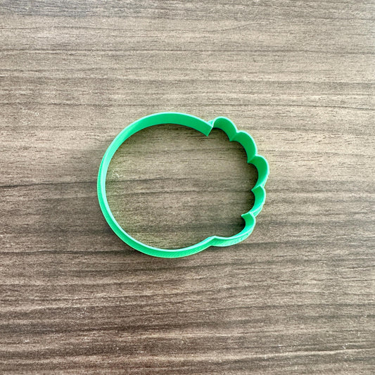 Round with Floral Wreath Cookie Cutter