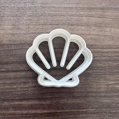 Clamshell Cookie Cutter
