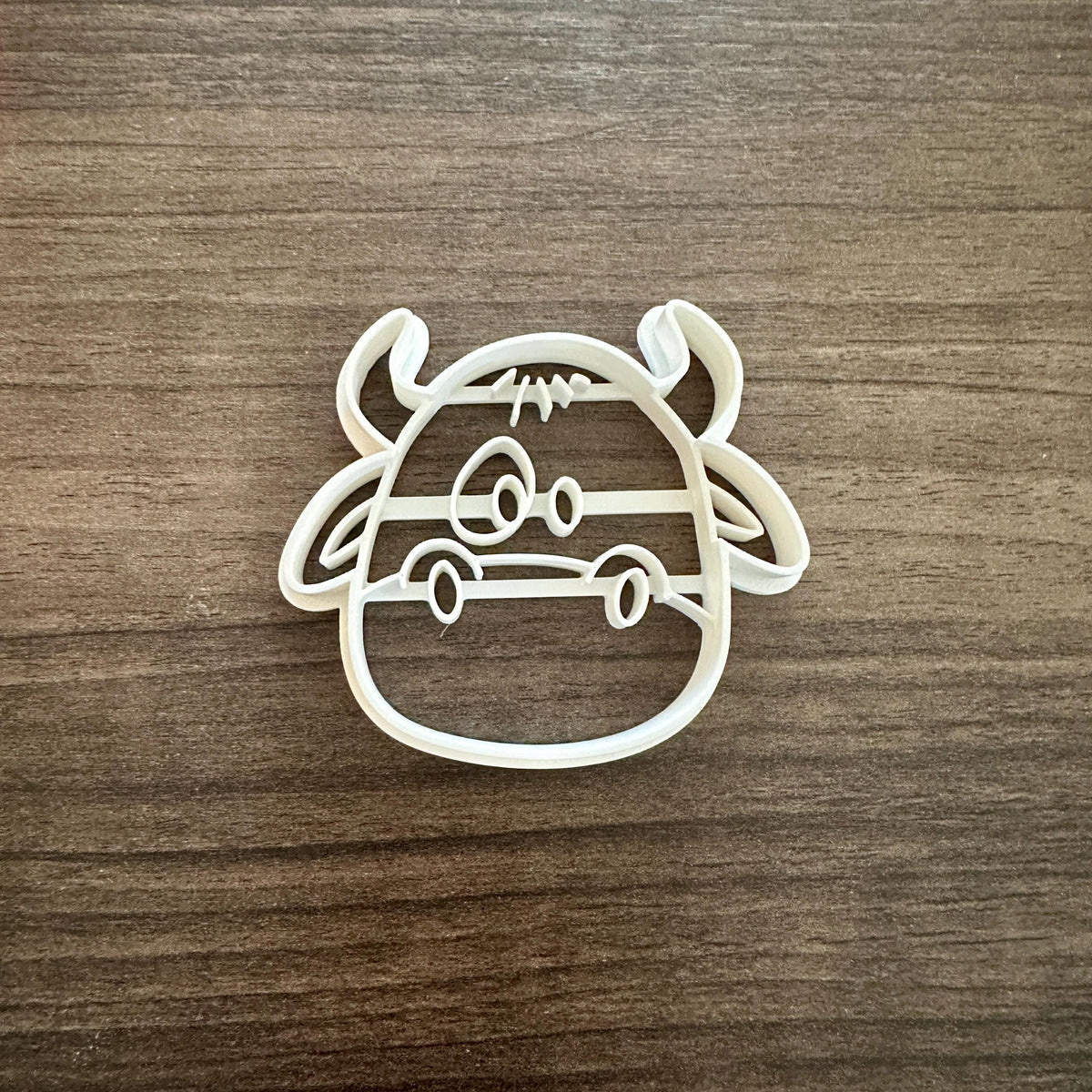 Farm Animal Faces Cookie Cutter Set: Bull Face Cookie Cutter