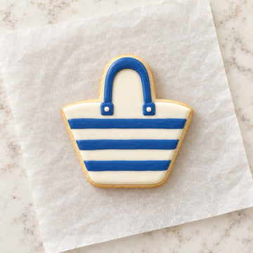 Tote Bag Outline Cookie Cutter (decorated cookie mockup)